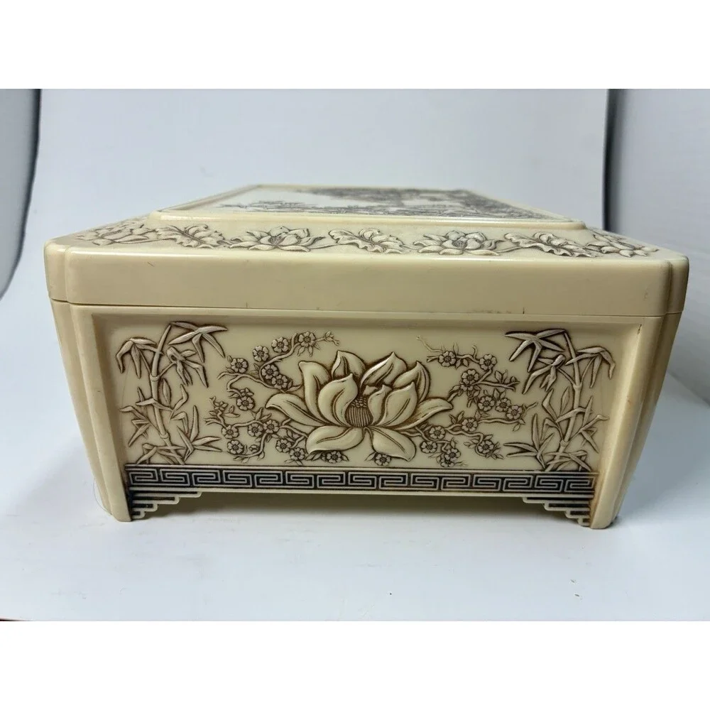 Vintage Japanese Bakelite Jewelry Storage Box 10/8/4 Super Detailed